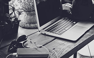 意甲媒体热议：米兰只有两百次传球，而科莫俱乐部完成了七百五十次，但最后是米兰取得了胜利